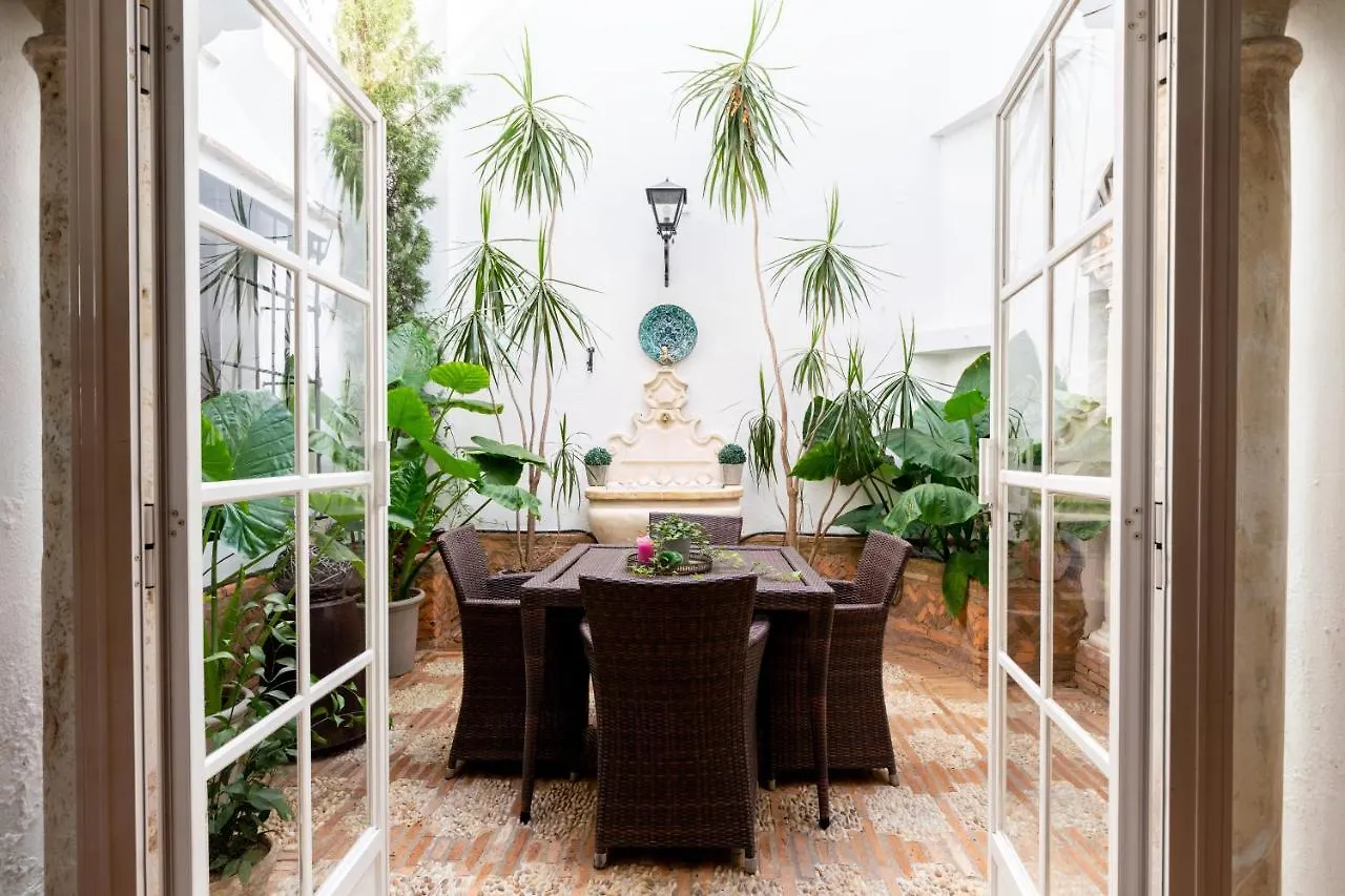 Apartment Atico Con Encanto En Sierpes Seville Spain