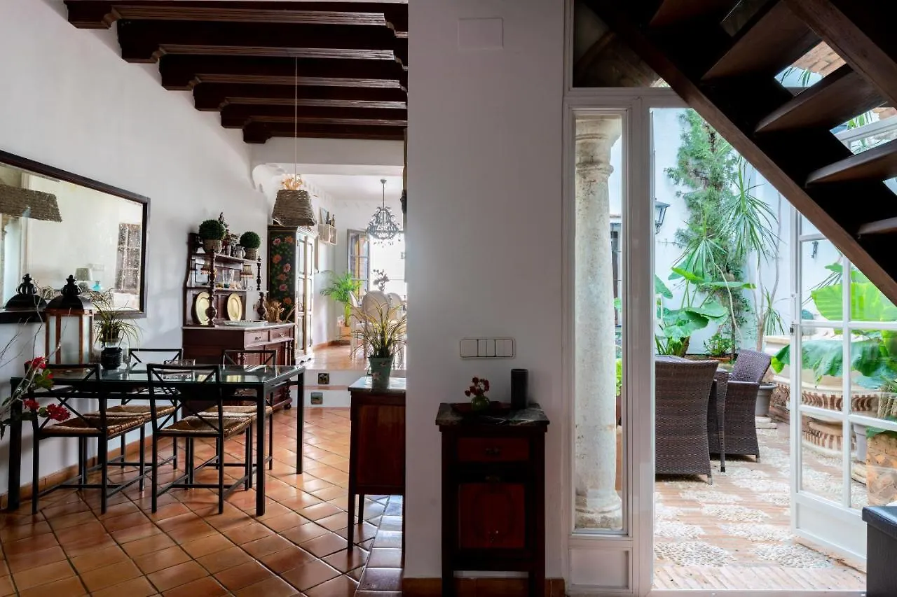 Apartment Atico Con Encanto En Sierpes Seville